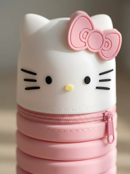 Gros plan sur les détails : Trousse Hello Kitty Scolaire Taille Unique en Matière Résistante