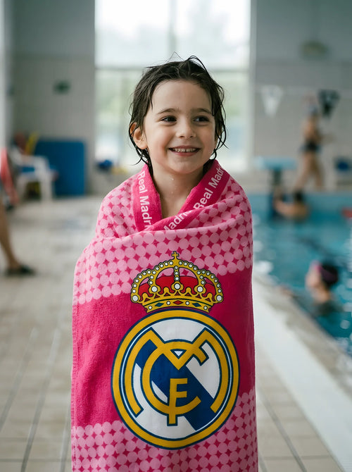 Serviette de Bain Real Madrid 70x140 cm Coton Doux en situation d'utilisation