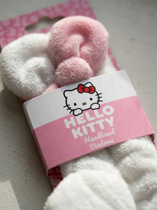 Gros plan sur les détails : Turban de maquillage Hello Kitty Sanrio