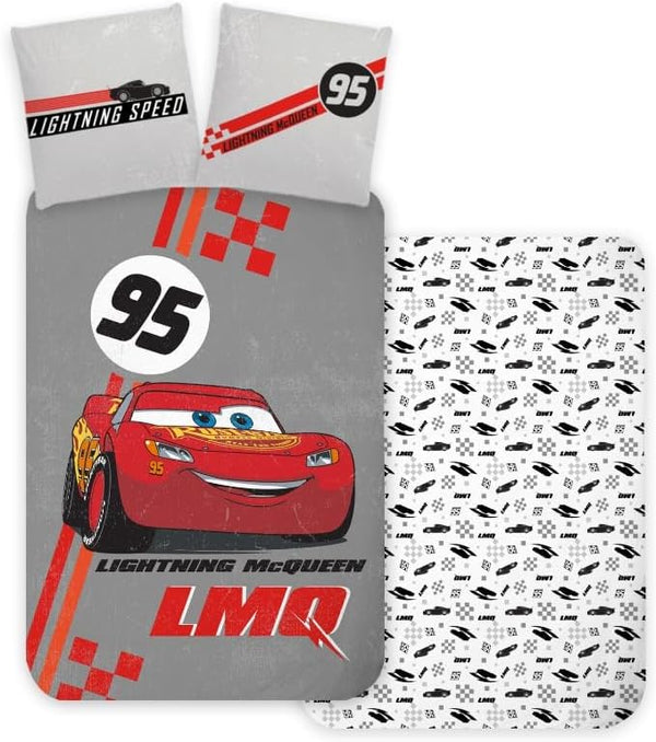 Parure de lit bébé et junior Disney Cars gris avec Flash McQueen sur un lit enfant