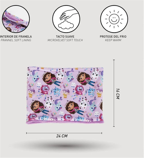 Détail de la matière douce et extensible du tour de cou Gabby's Dollhouse