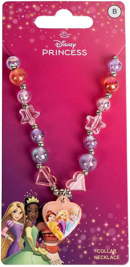 Détail du collier Princesse Disney montrant la chaîne fantaisie et la finition du fermoir