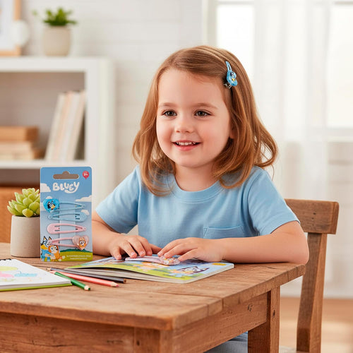 Emballage complet du set de barrettes à cheveux Bluey avec décorations pailletées